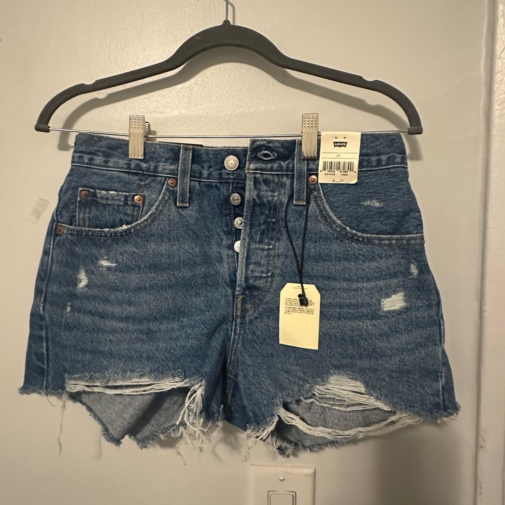levi shorts